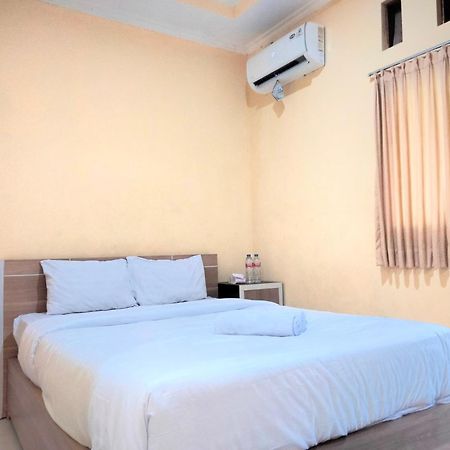 Wisma Mutiara Near Alun Alun Demak Mitra Reddoorz Εξωτερικό φωτογραφία