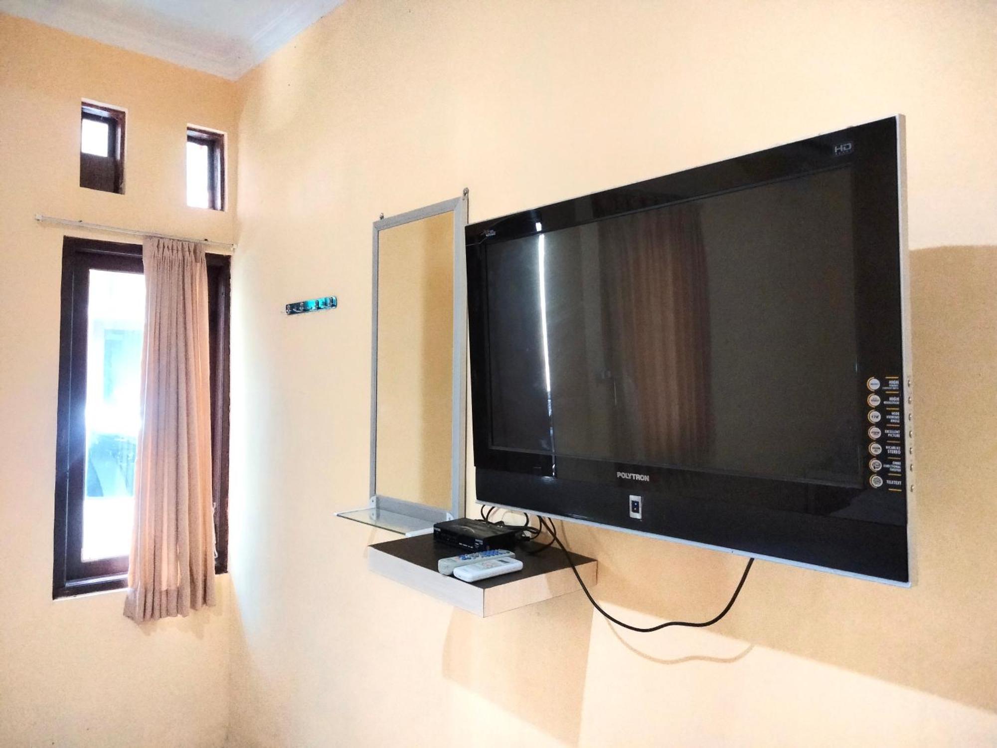 Wisma Mutiara Near Alun Alun Demak Mitra Reddoorz Εξωτερικό φωτογραφία